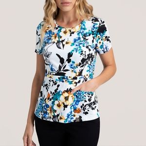 Jaanuu Floral Scrub Top